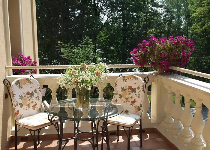 Resort Dwor I Debowiec (Silesia)