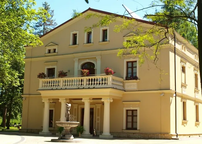 Dwor I 3* Debowiec (Silesia)